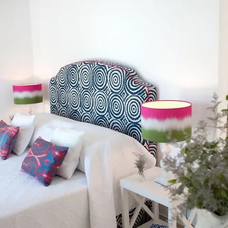 Sleeps 6 Pool Air Con Wifi Vila *